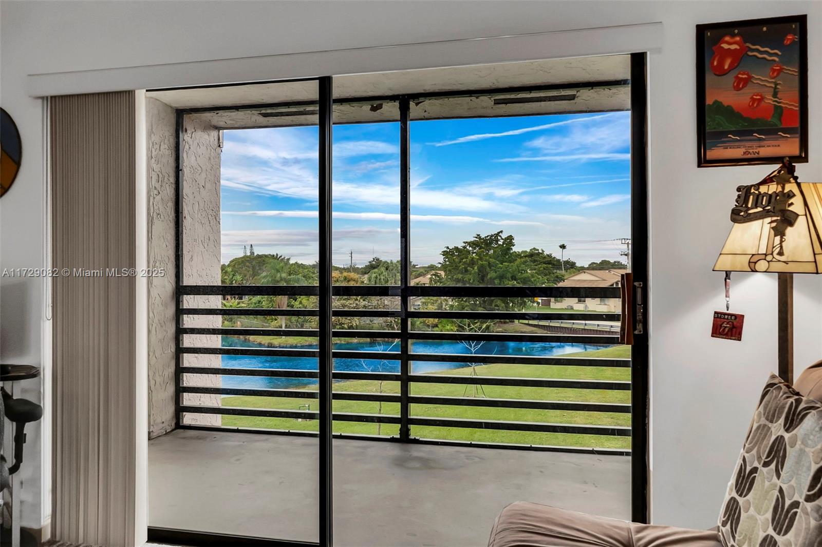 10466 Sunrise Lakes Blvd 305