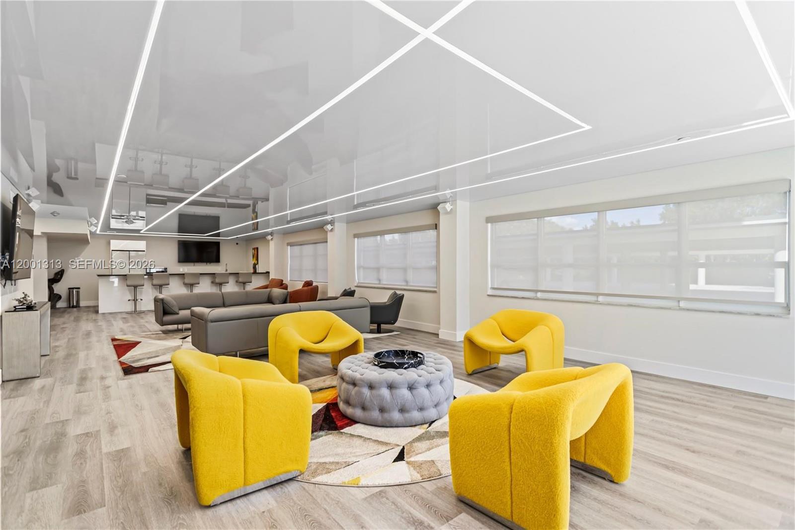 ESSEX TOWER CONDO - Residential