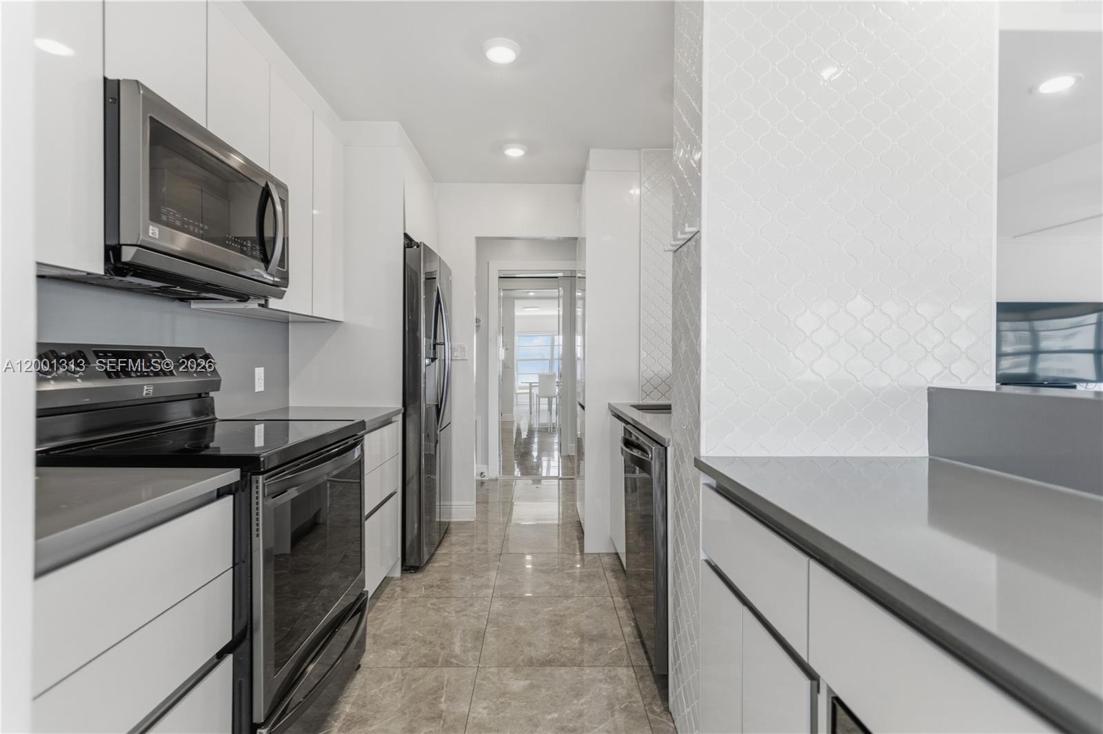 ESSEX TOWER CONDO - Residential