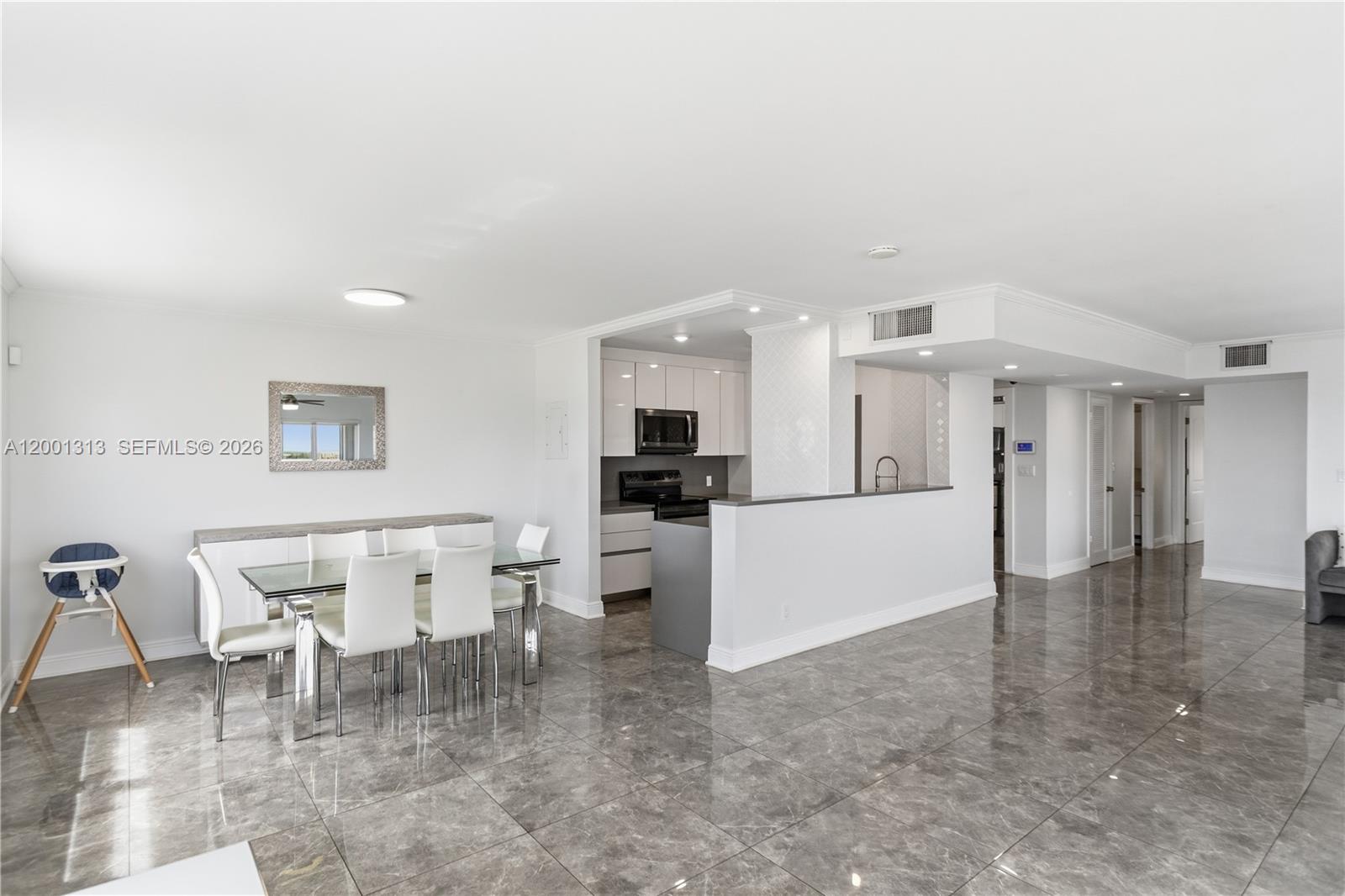 ESSEX TOWER CONDO - Residential