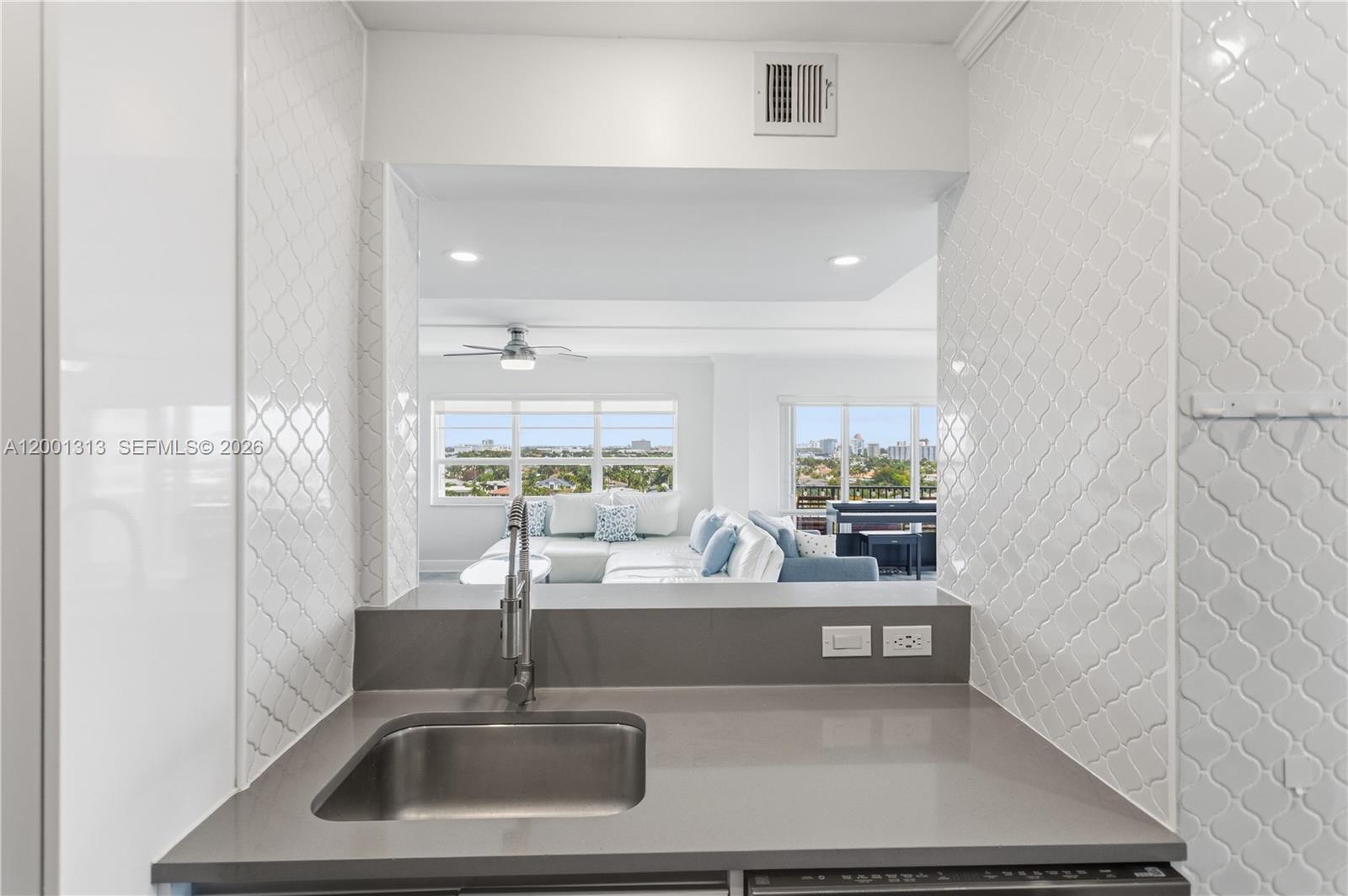 ESSEX TOWER CONDO - Residential