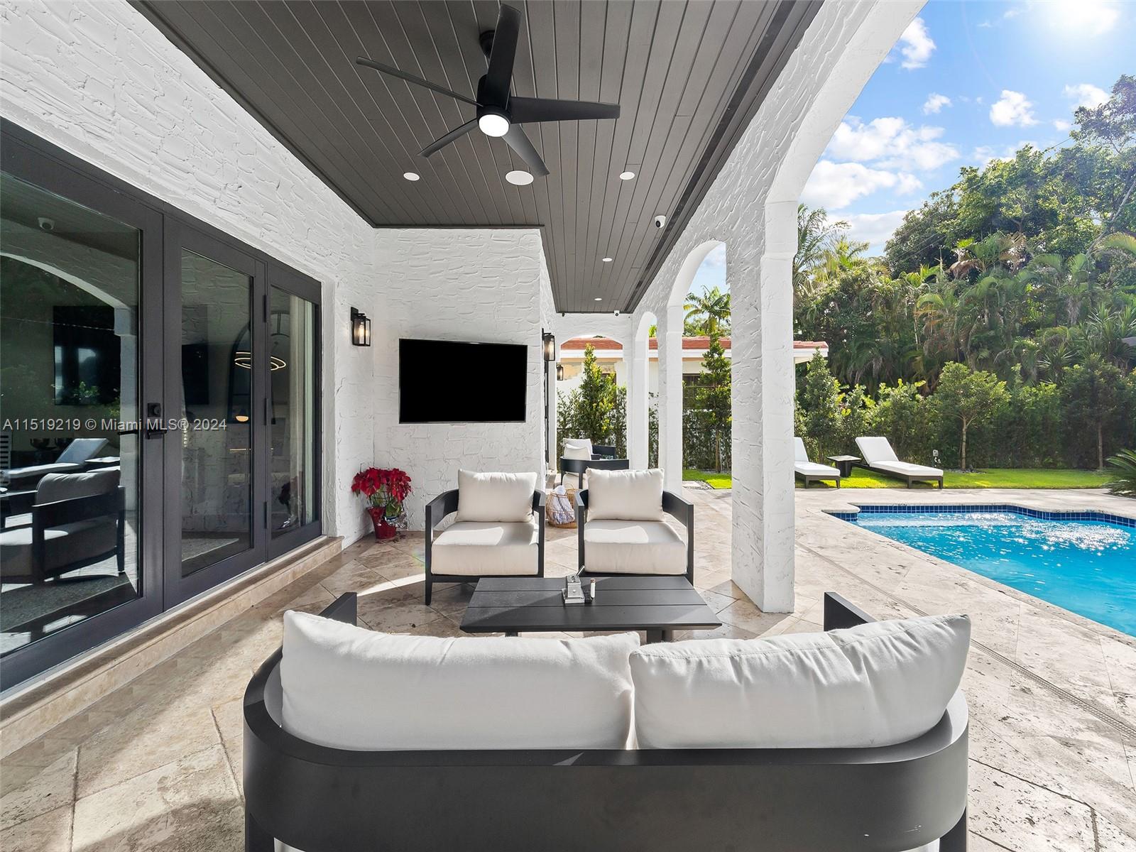 CORAL GABLES SEC E - Residential