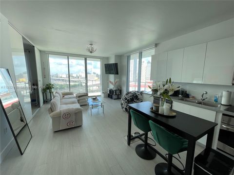 90 SW 3rd St 1205 Miami FL 33130