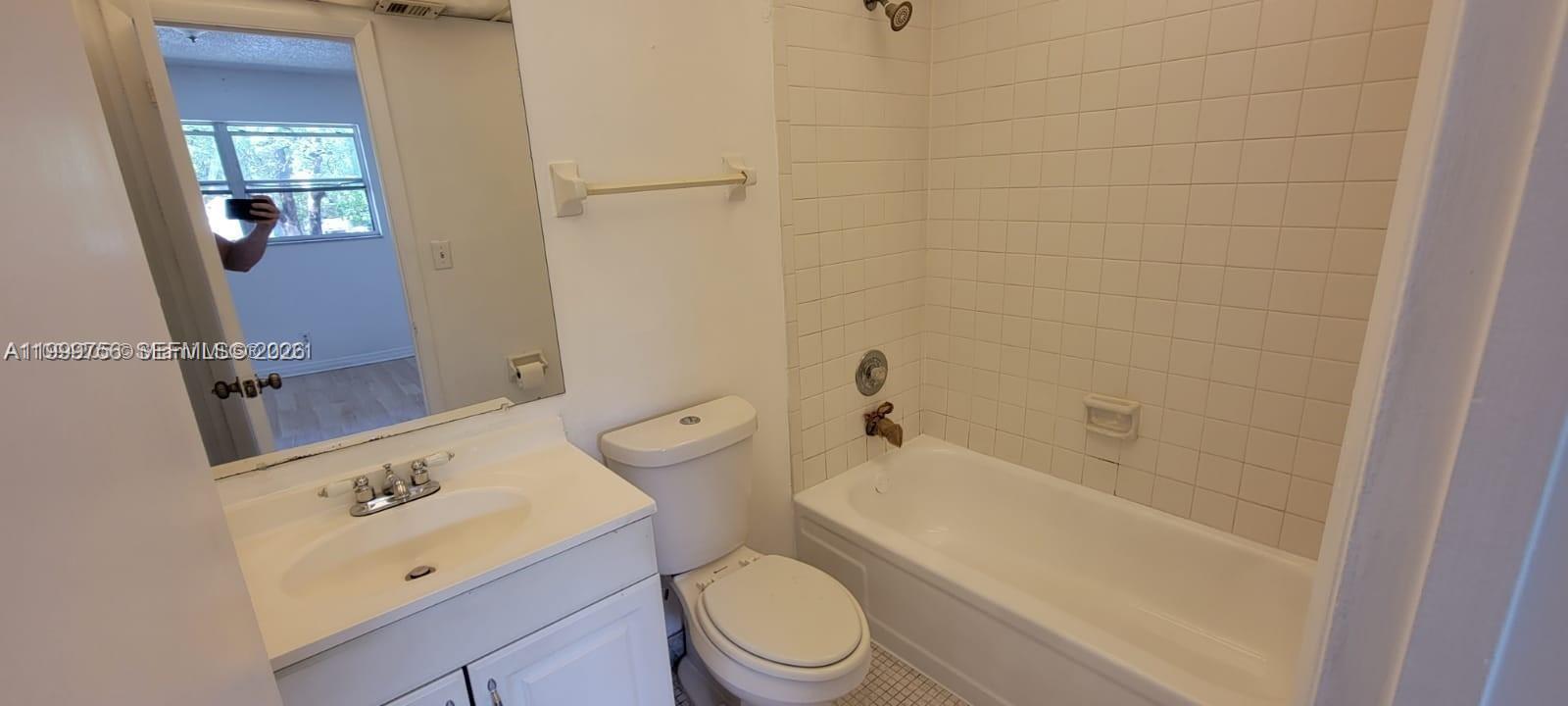 VERSAILLES GARDENS CONDO - Residential