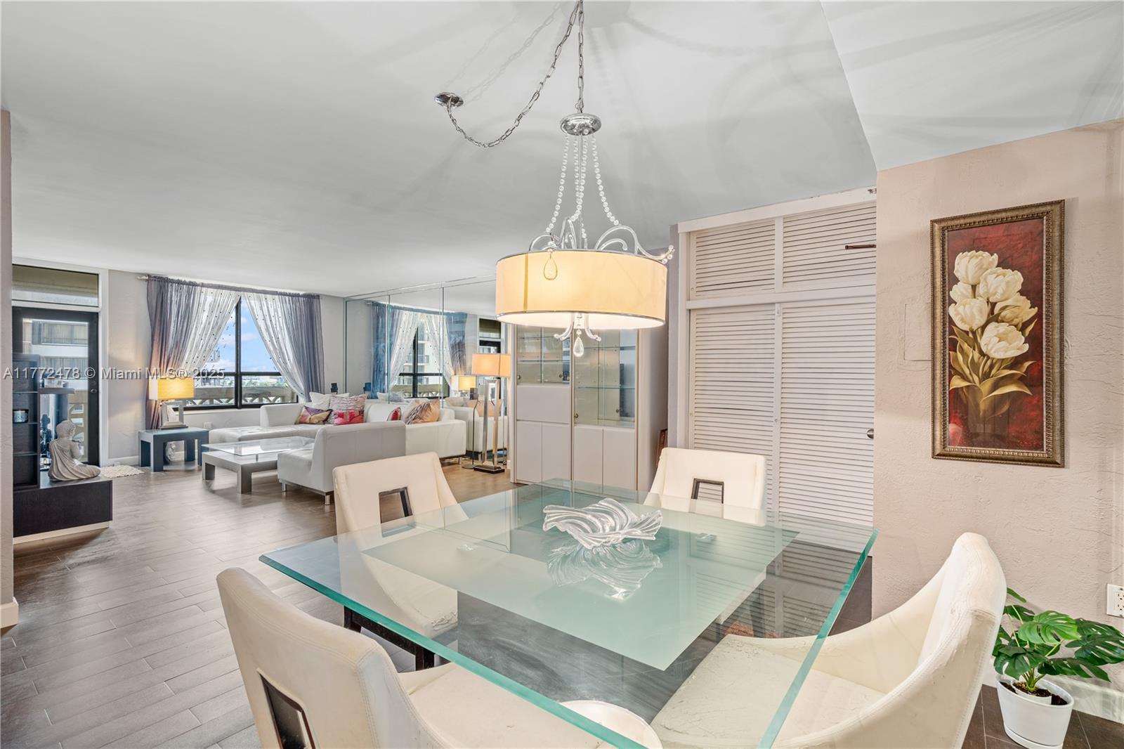 THE PLAZA OF BAL HARBOUR - Residential