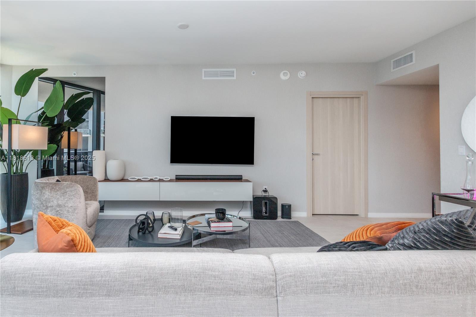 BRICKELL FLATIRON CONDO - Residential Lease