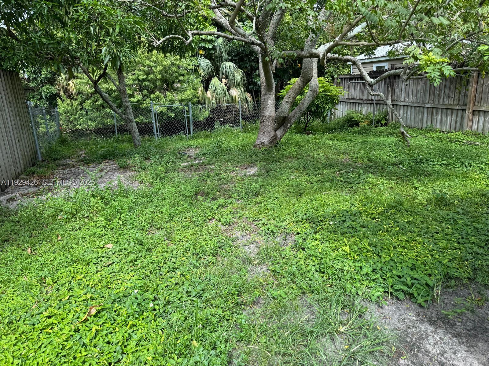 LAUDERDALE NORTH PARK SEC - Residential