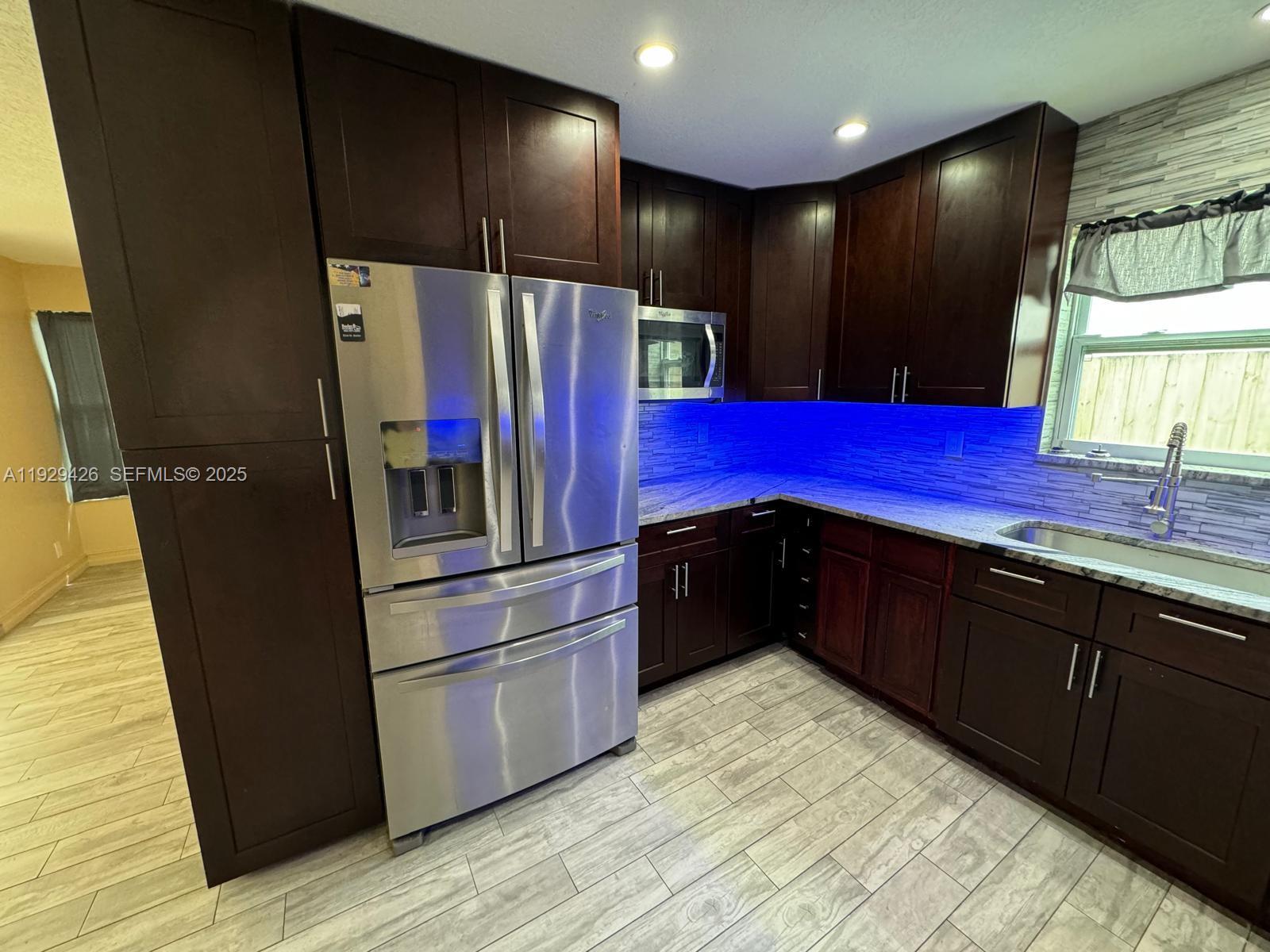 LAUDERDALE NORTH PARK SEC - Residential