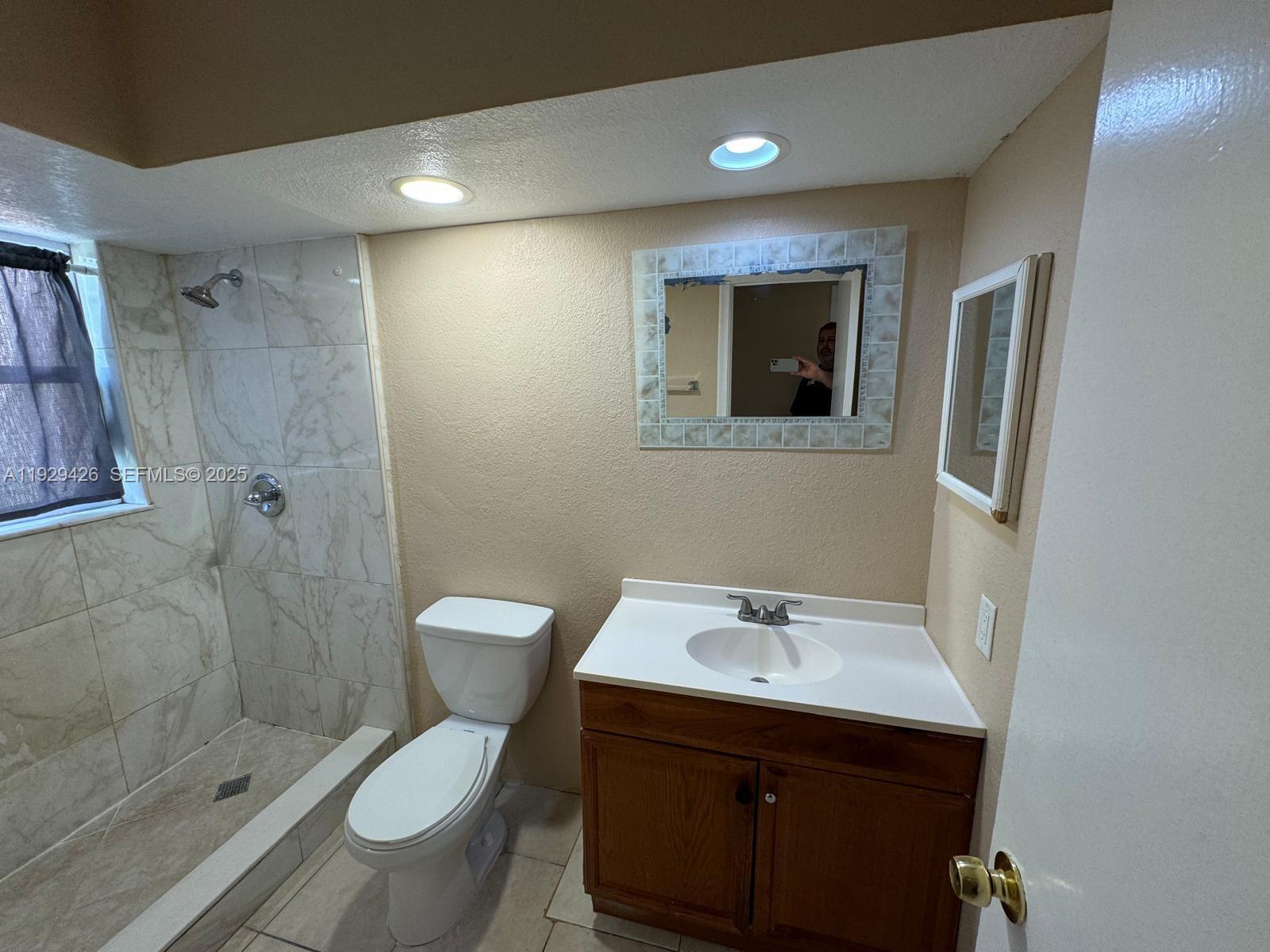 LAUDERDALE NORTH PARK SEC - Residential