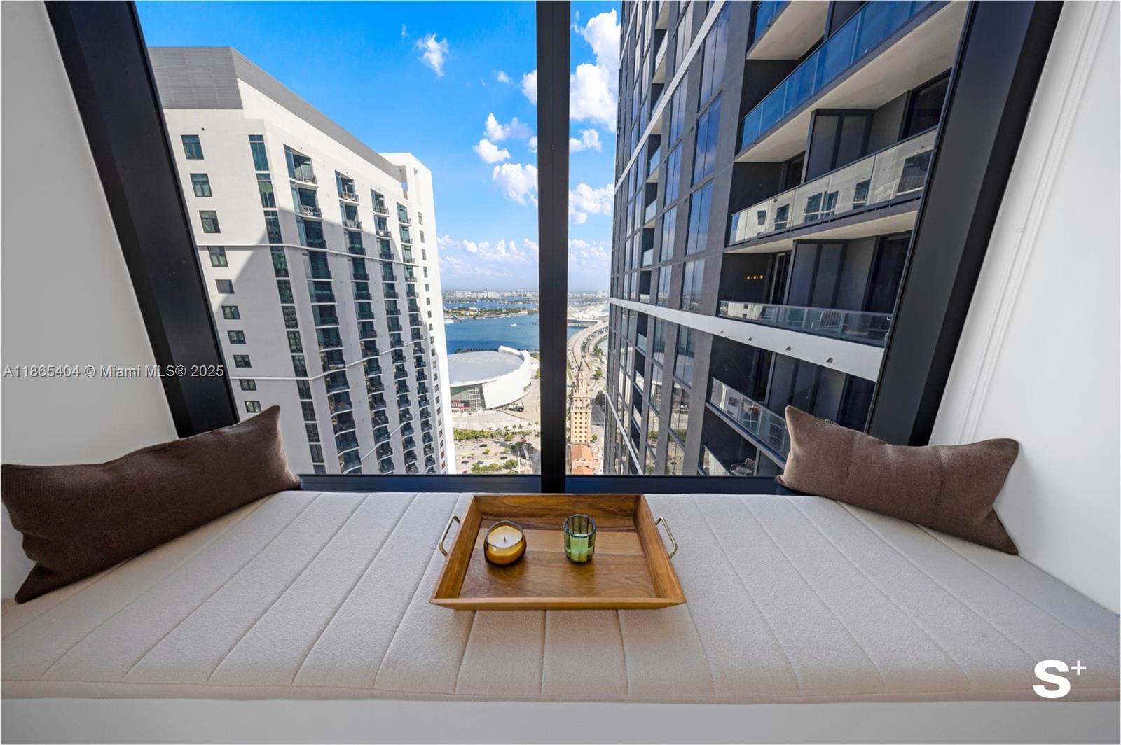 View photos, virtual tours, details... 159 NE 6th St 3601