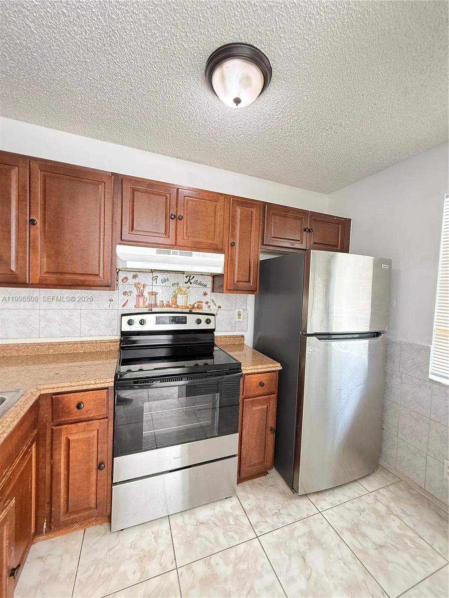 GLENWOOD SUBDIVISION - Residential Lease