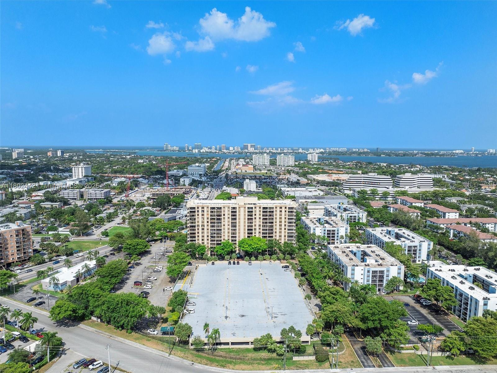 GREENWICH PH I CONDO - Residential