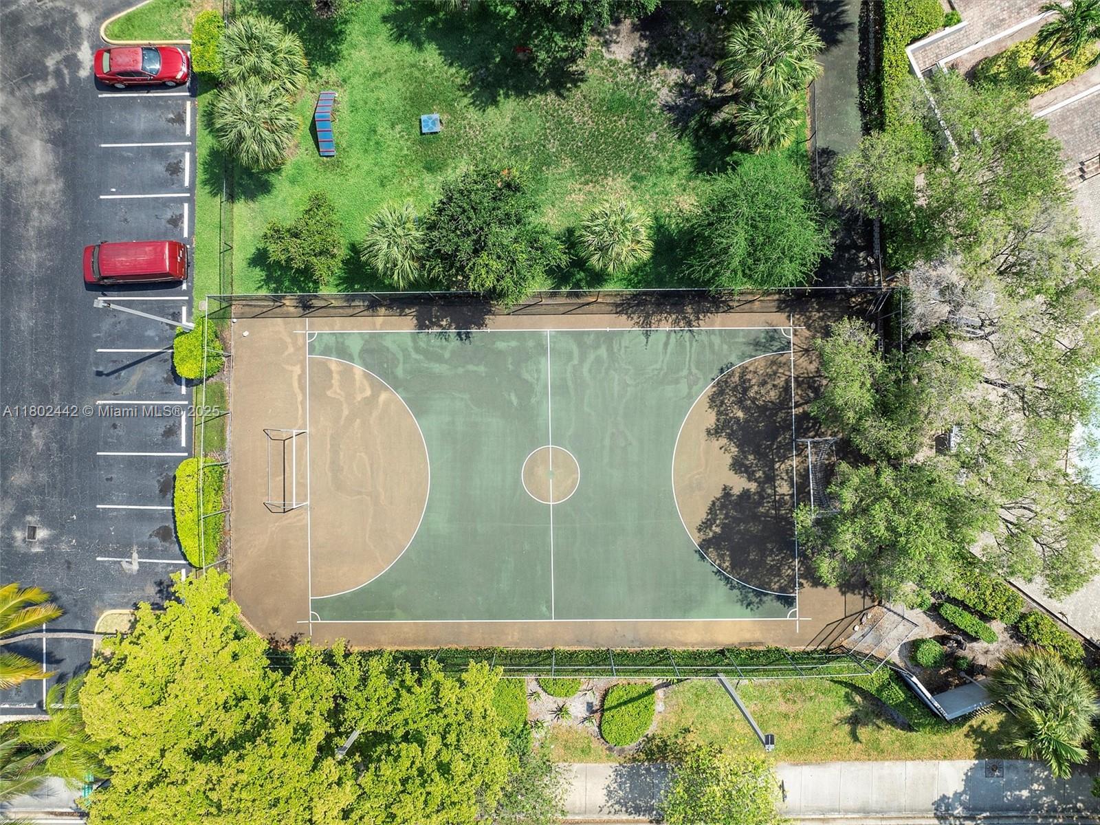 GREENWICH PH I CONDO - Residential