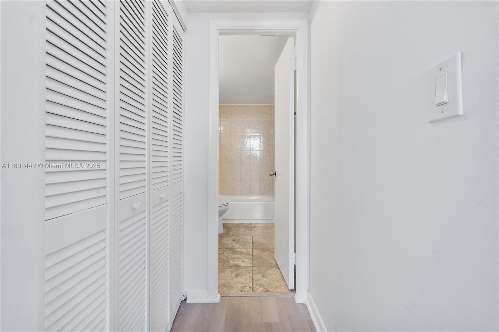 GREENWICH PH I CONDO - Residential