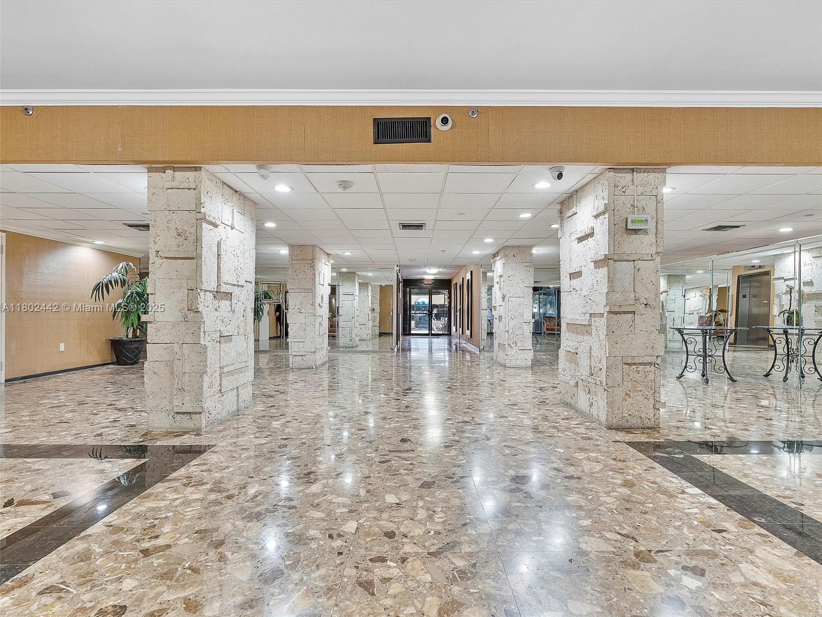 GREENWICH PH I CONDO - Residential