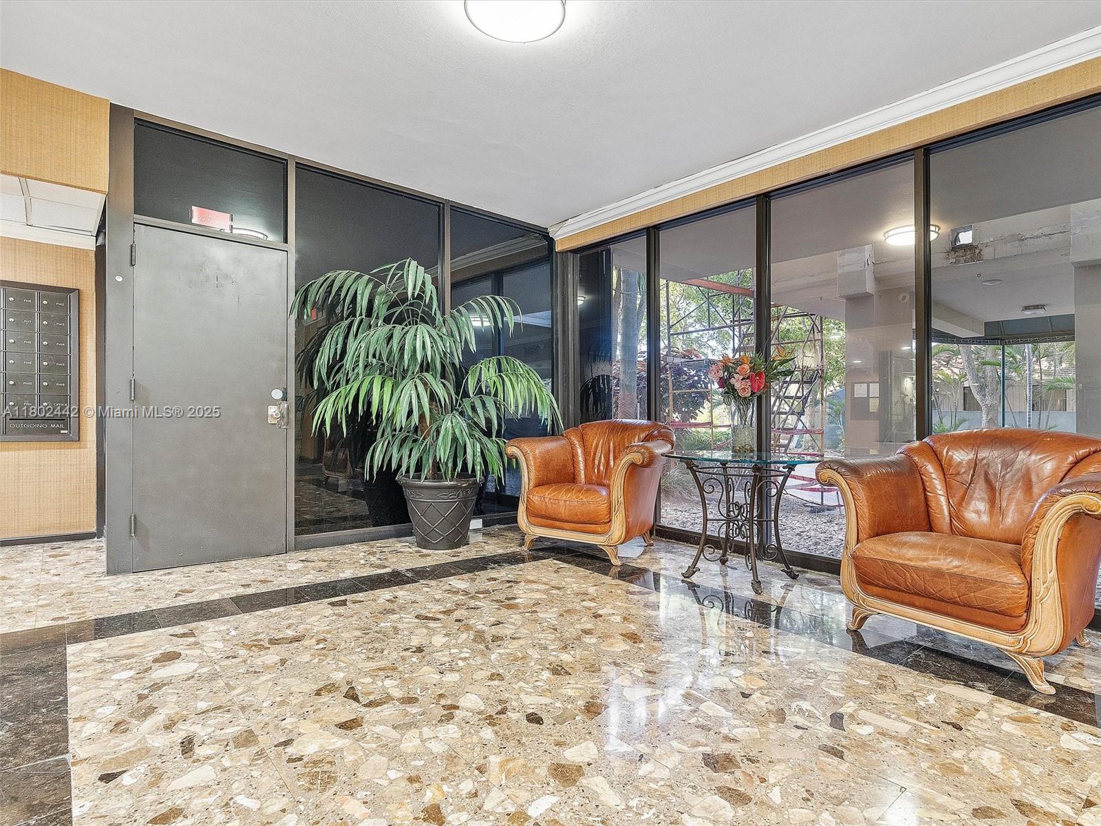 GREENWICH PH I CONDO - Residential