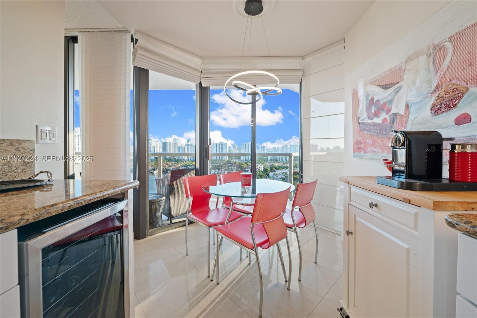 HARBOR TWS AT THE WATERWA - Residential