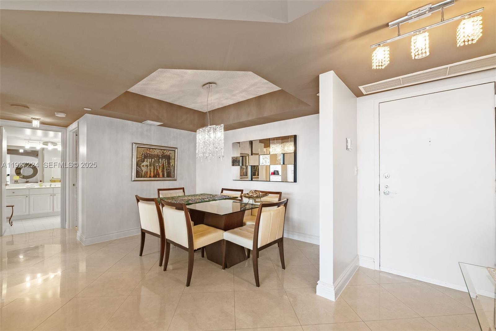 HARBOR TWS AT THE WATERWA - Residential