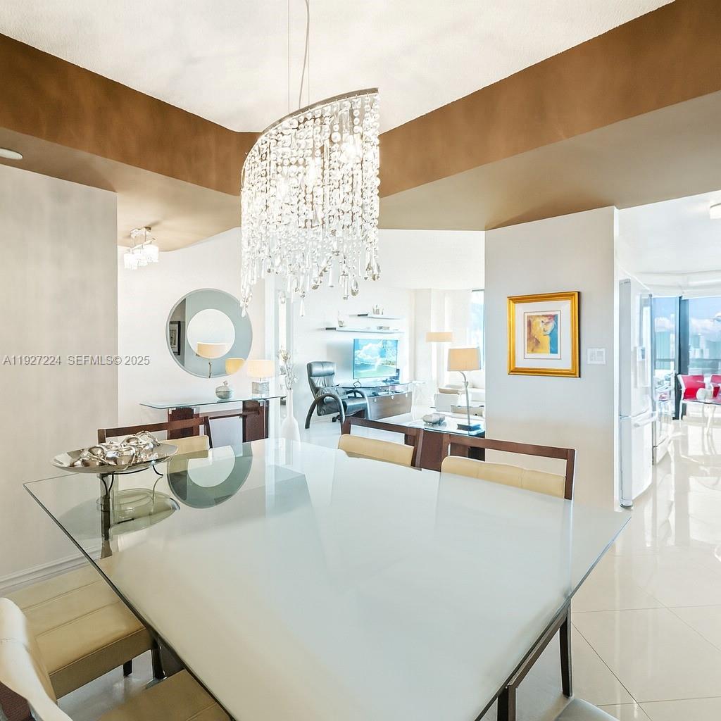 HARBOR TWS AT THE WATERWA - Residential