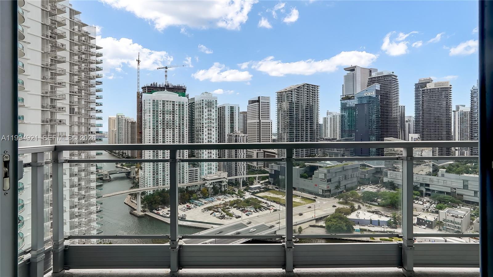 IVY CONDO - Residential