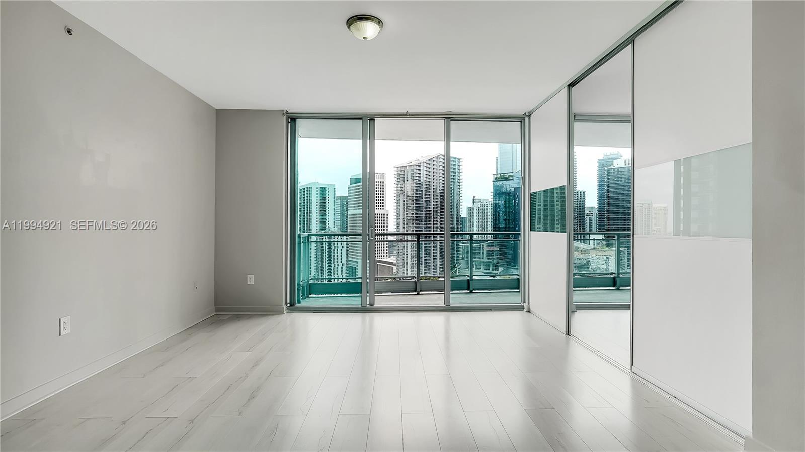 IVY CONDO - Residential