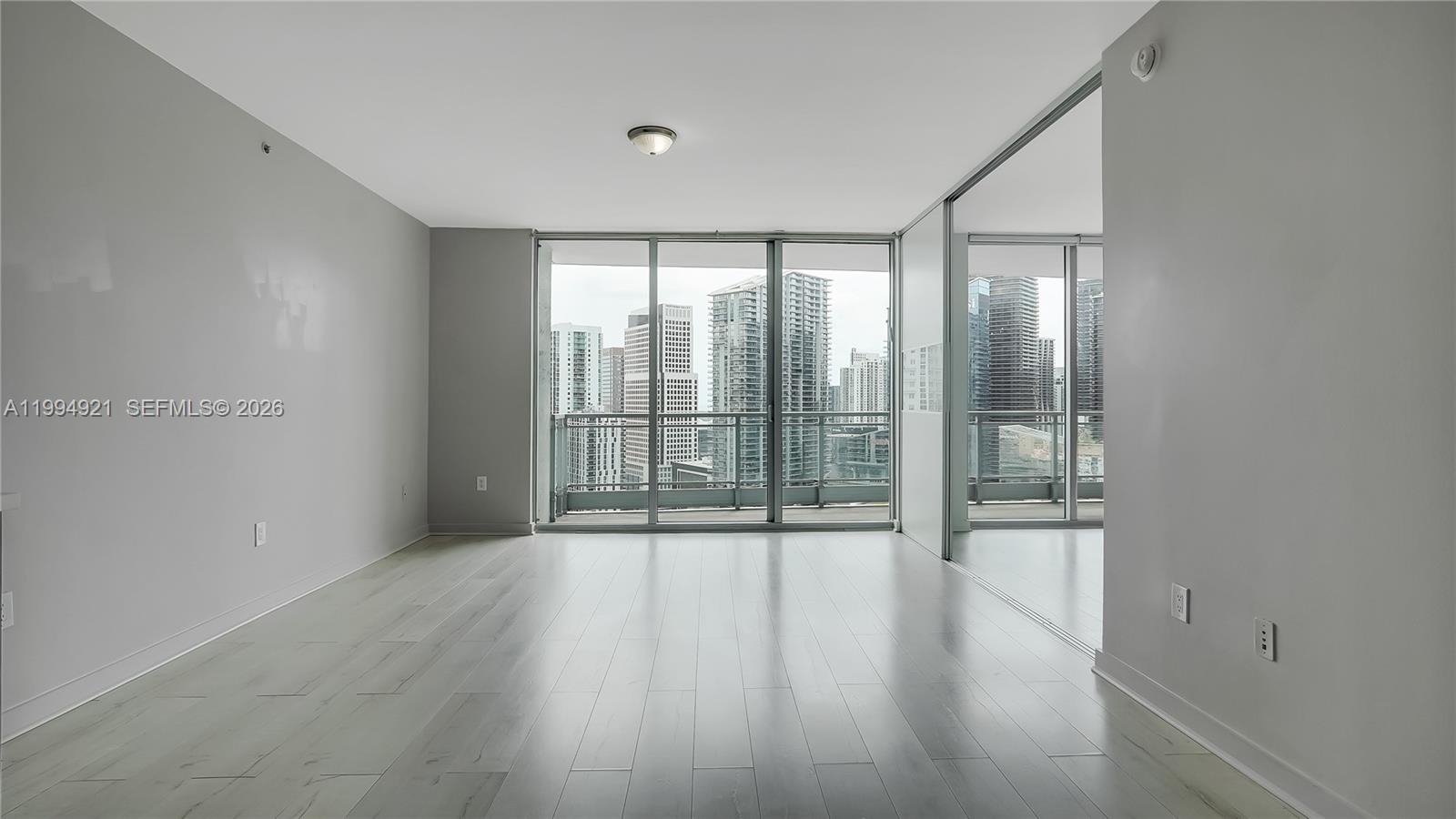 IVY CONDO - Residential