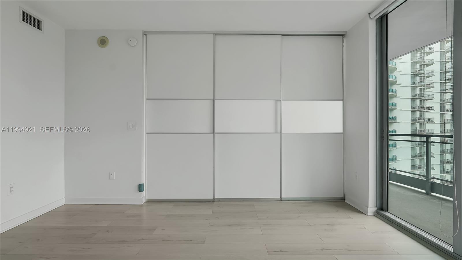 IVY CONDO - Residential