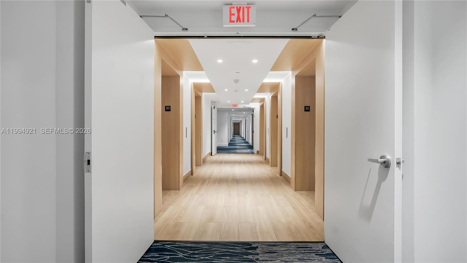 IVY CONDO - Residential