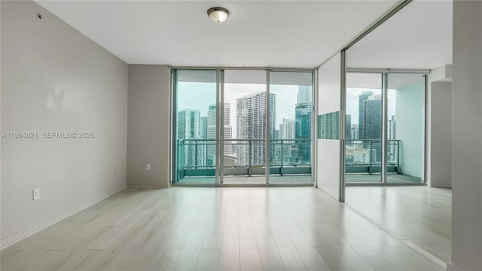 IVY CONDO - Residential