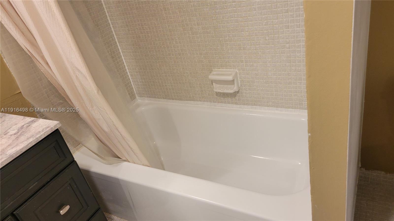 CONDOMINIUM 4 OF ENVIRON - Residential