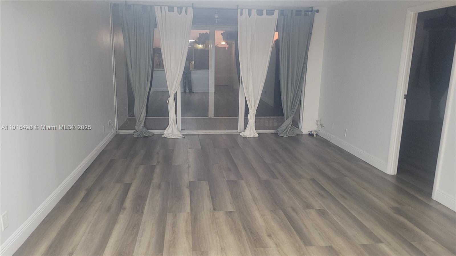 CONDOMINIUM 4 OF ENVIRON - Residential