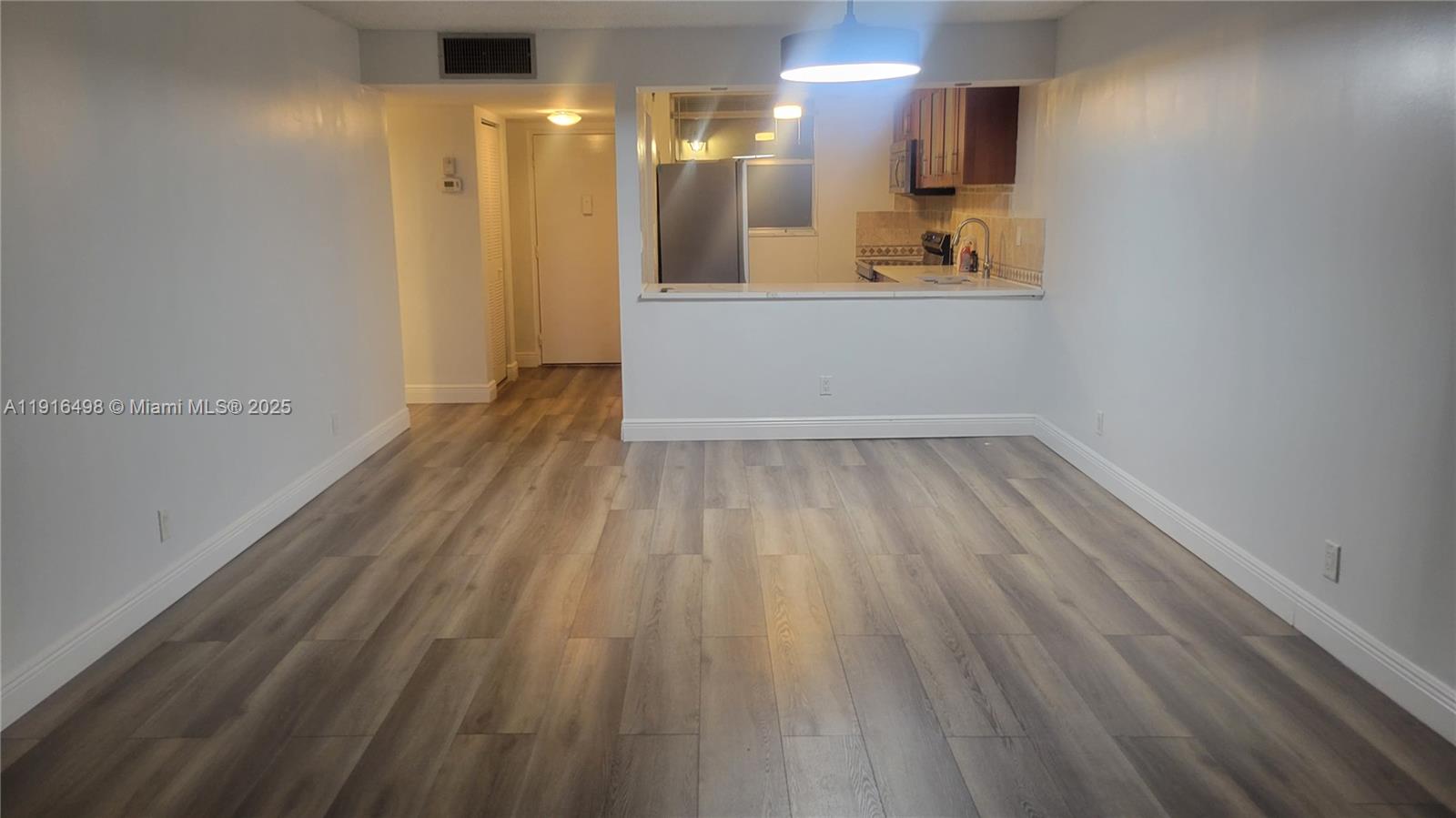 CONDOMINIUM 4 OF ENVIRON - Residential