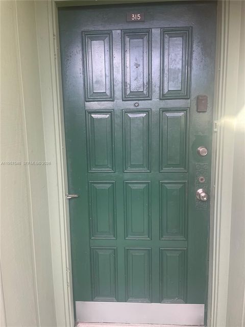 10525 SW 112th Ave 315 Miami FL 33176