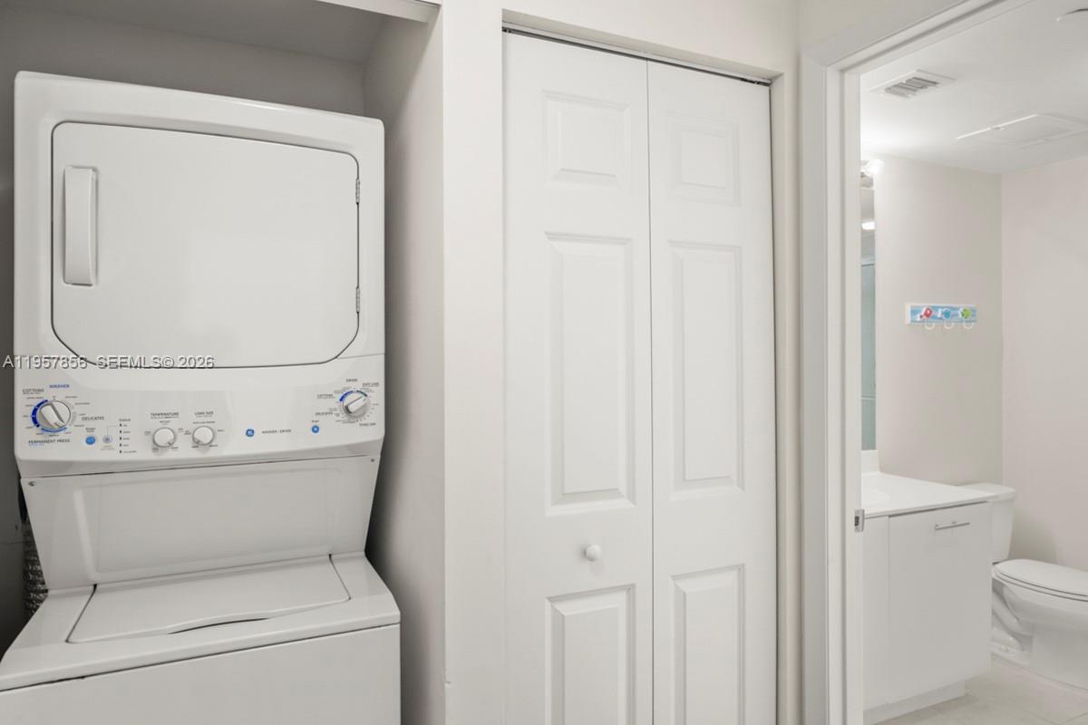 VERANDA CONDO - Residential