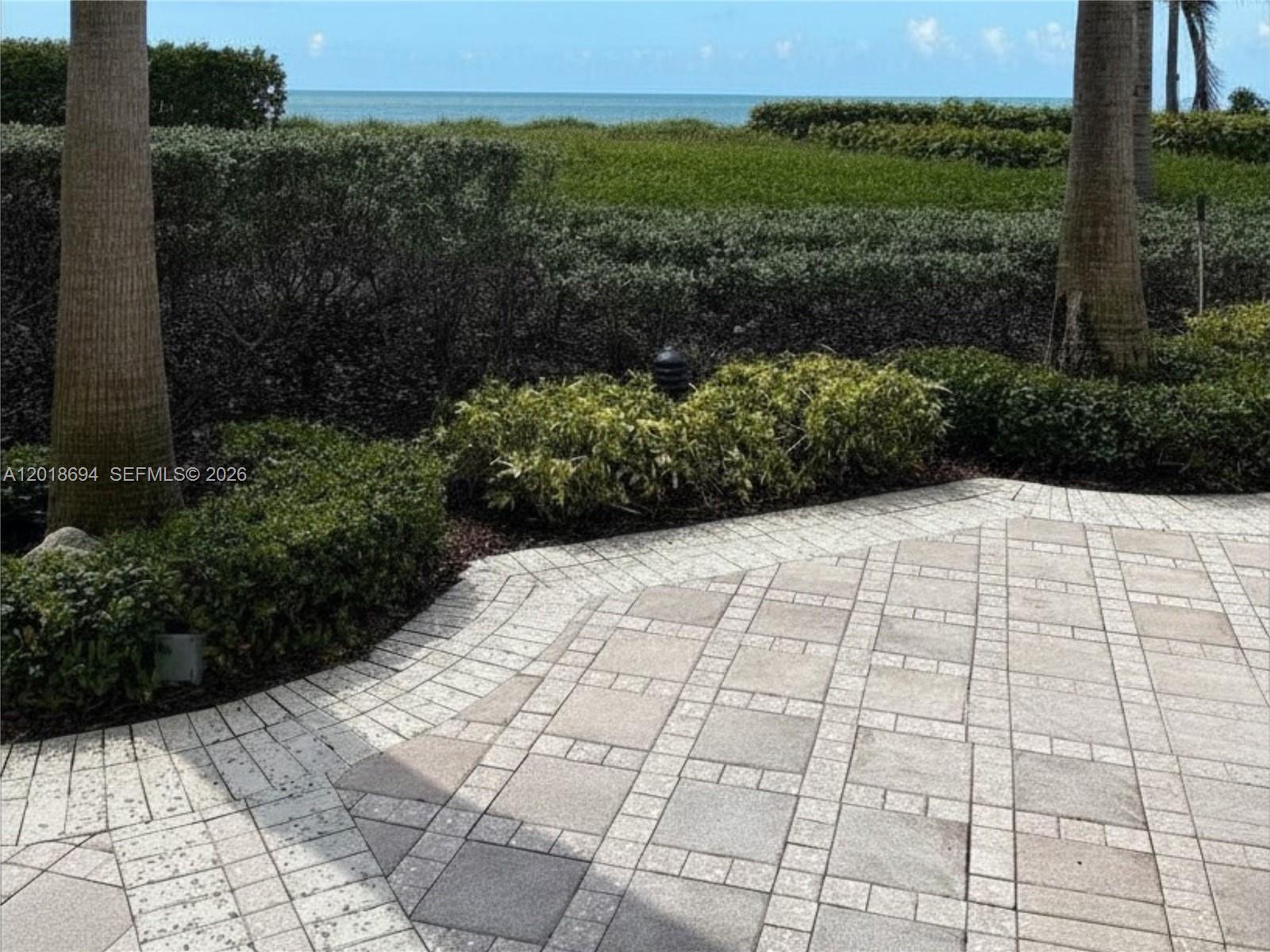 16047 Collins Ave Cabana 5S