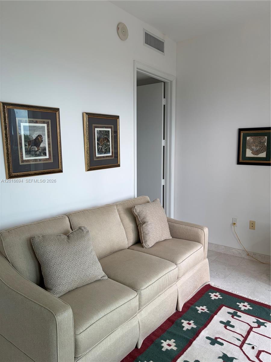 TURNBERRY OCEAN COLONY - Residential