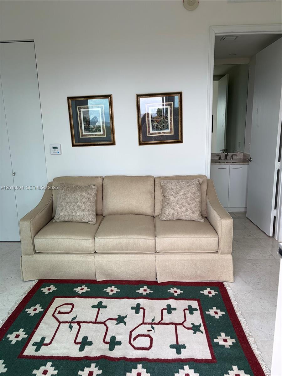 TURNBERRY OCEAN COLONY - Residential