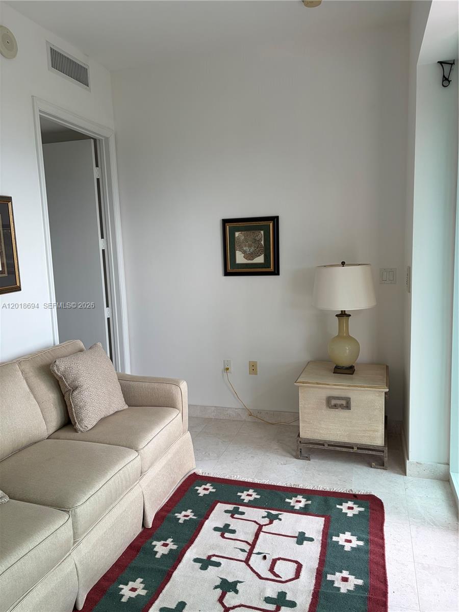 TURNBERRY OCEAN COLONY - Residential