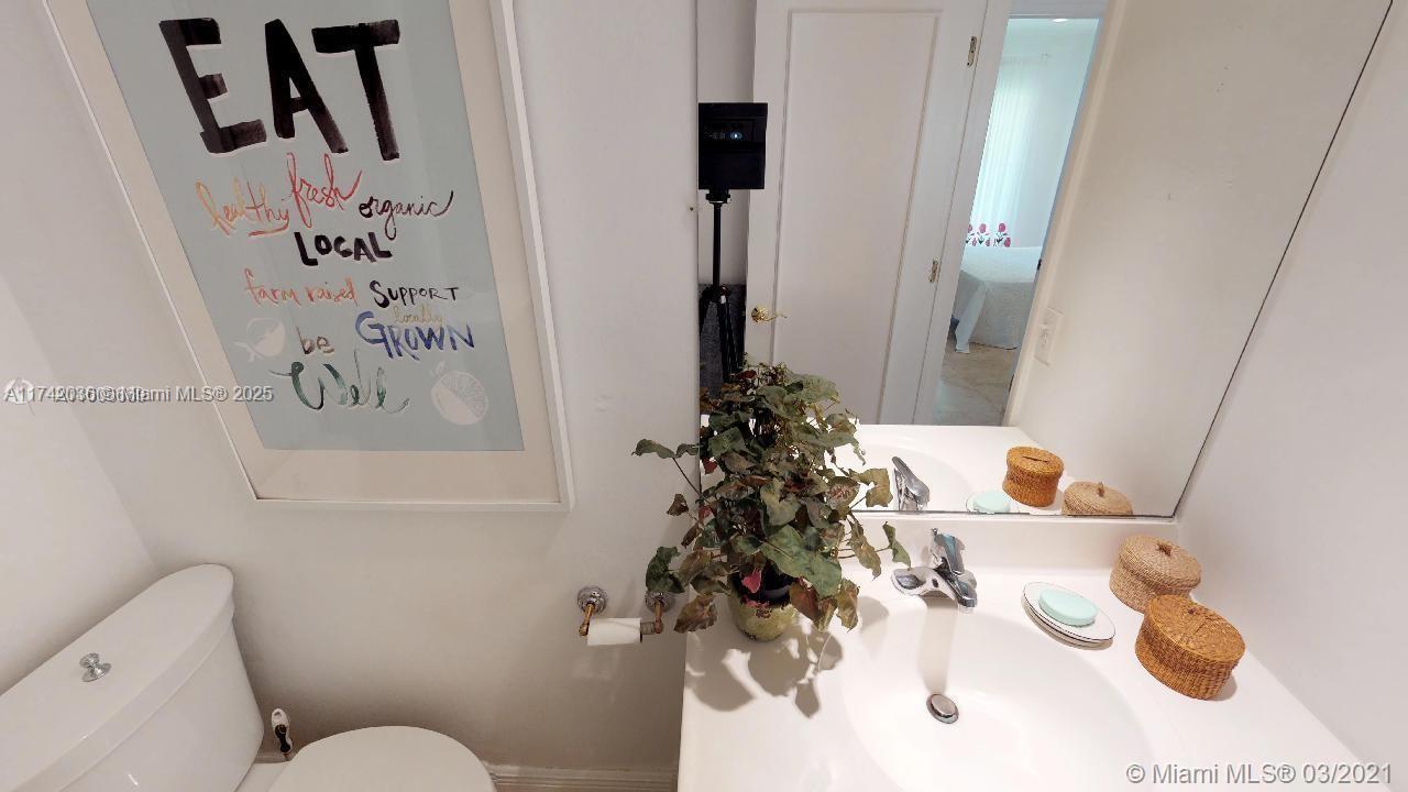 TROPICAL ISLE HOMES SUB 4 - Residential