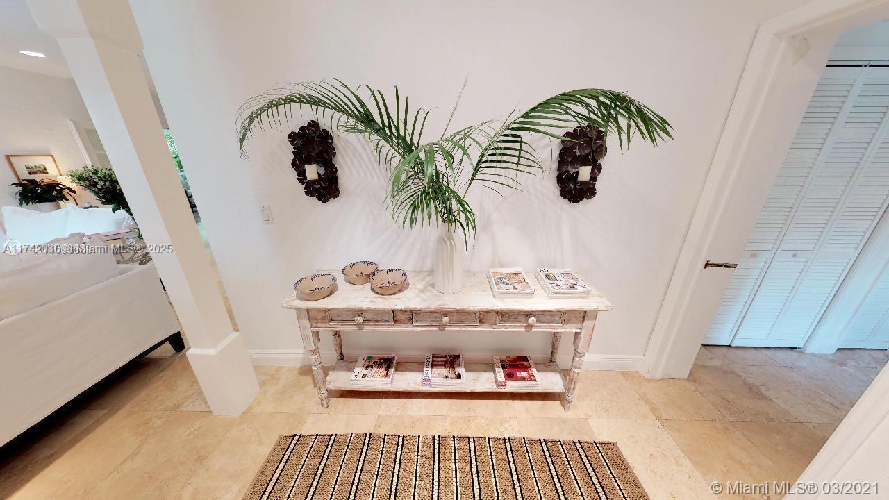 TROPICAL ISLE HOMES SUB 4 - Residential