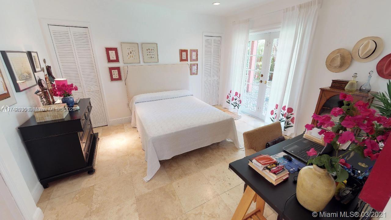 TROPICAL ISLE HOMES SUB 4 - Residential