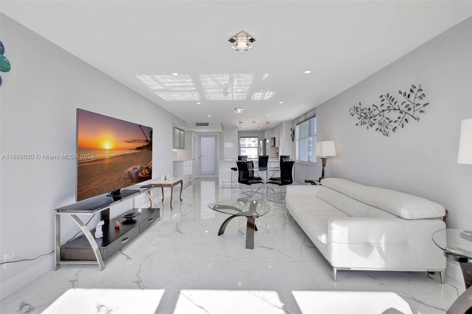 GRANADA HOUSE CONDOMINIUM - Residential Lease