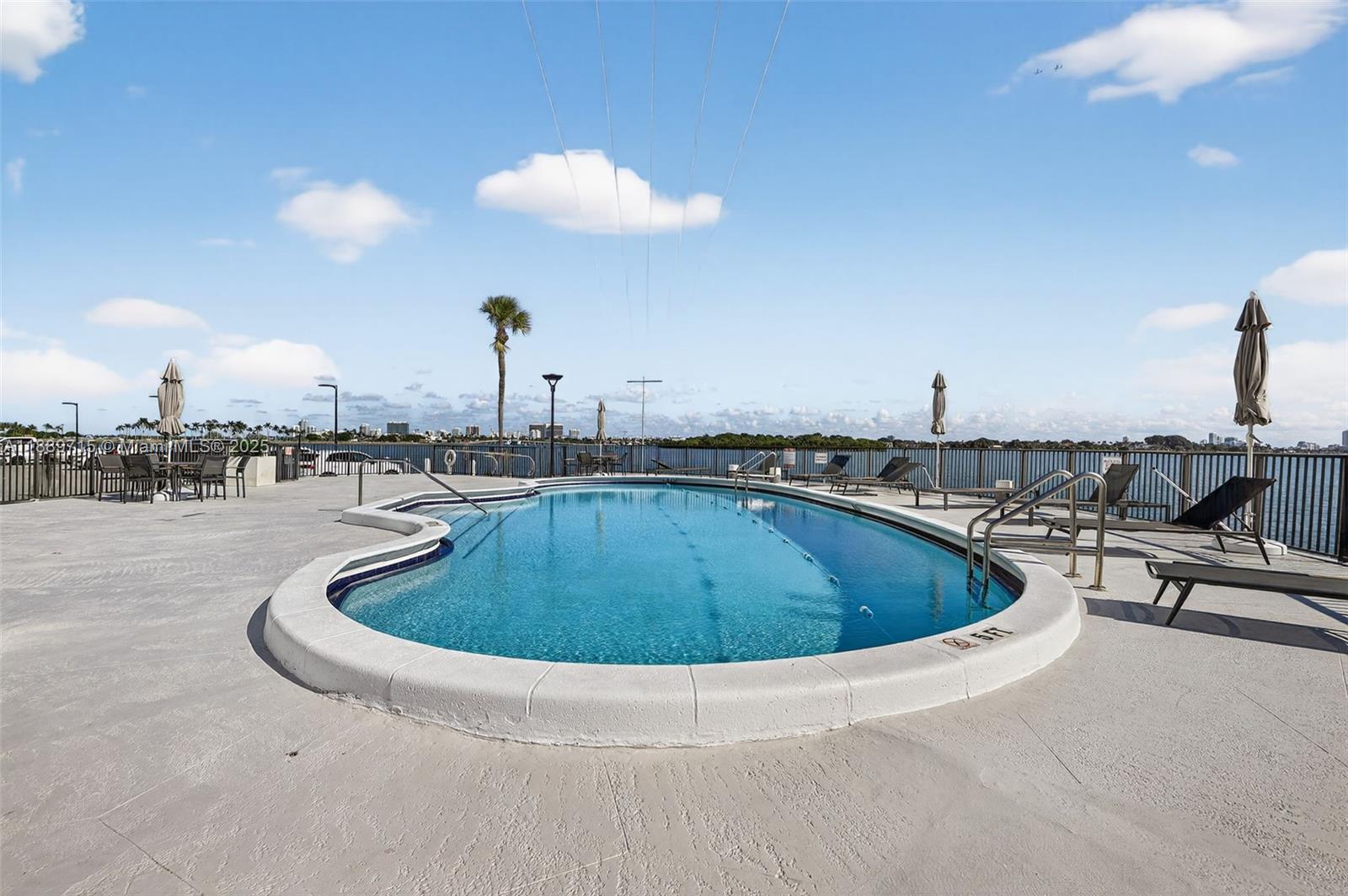 MAJORCA TOWERS CONDO - Residential