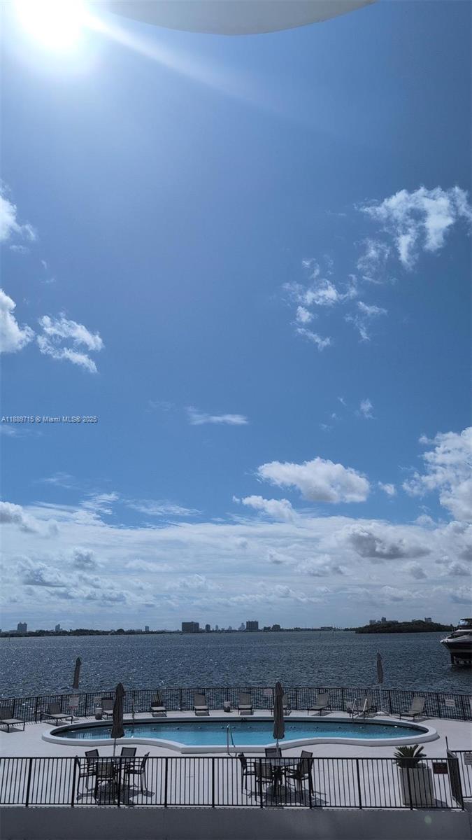 MAJORCA TOWERS CONDO - Residential