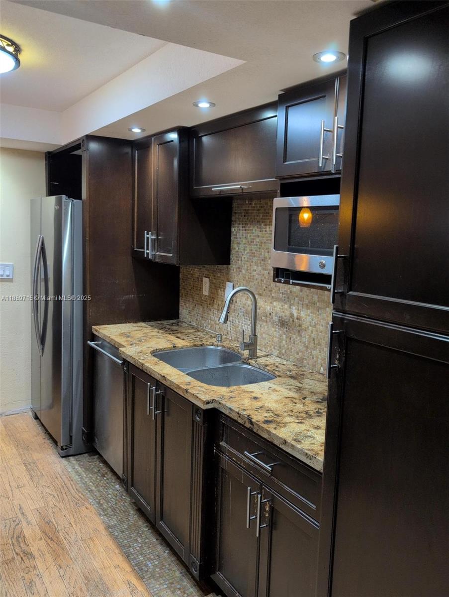 MAJORCA TOWERS CONDO - Residential