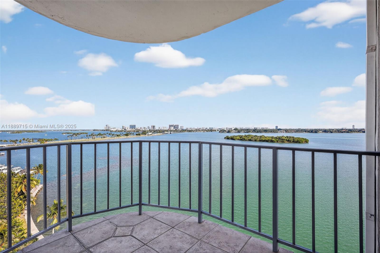 11930 N Bayshore Dr 1103