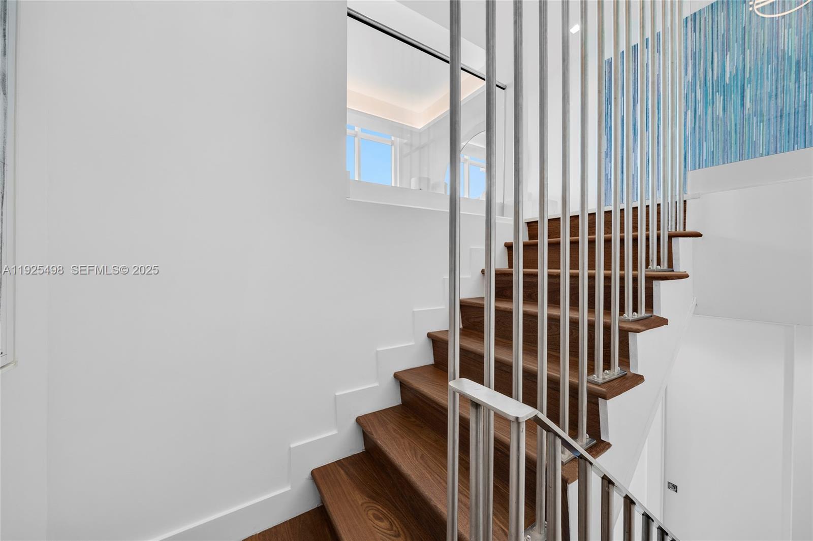 CONTINUUM ON SOUTH BEACH - Residential