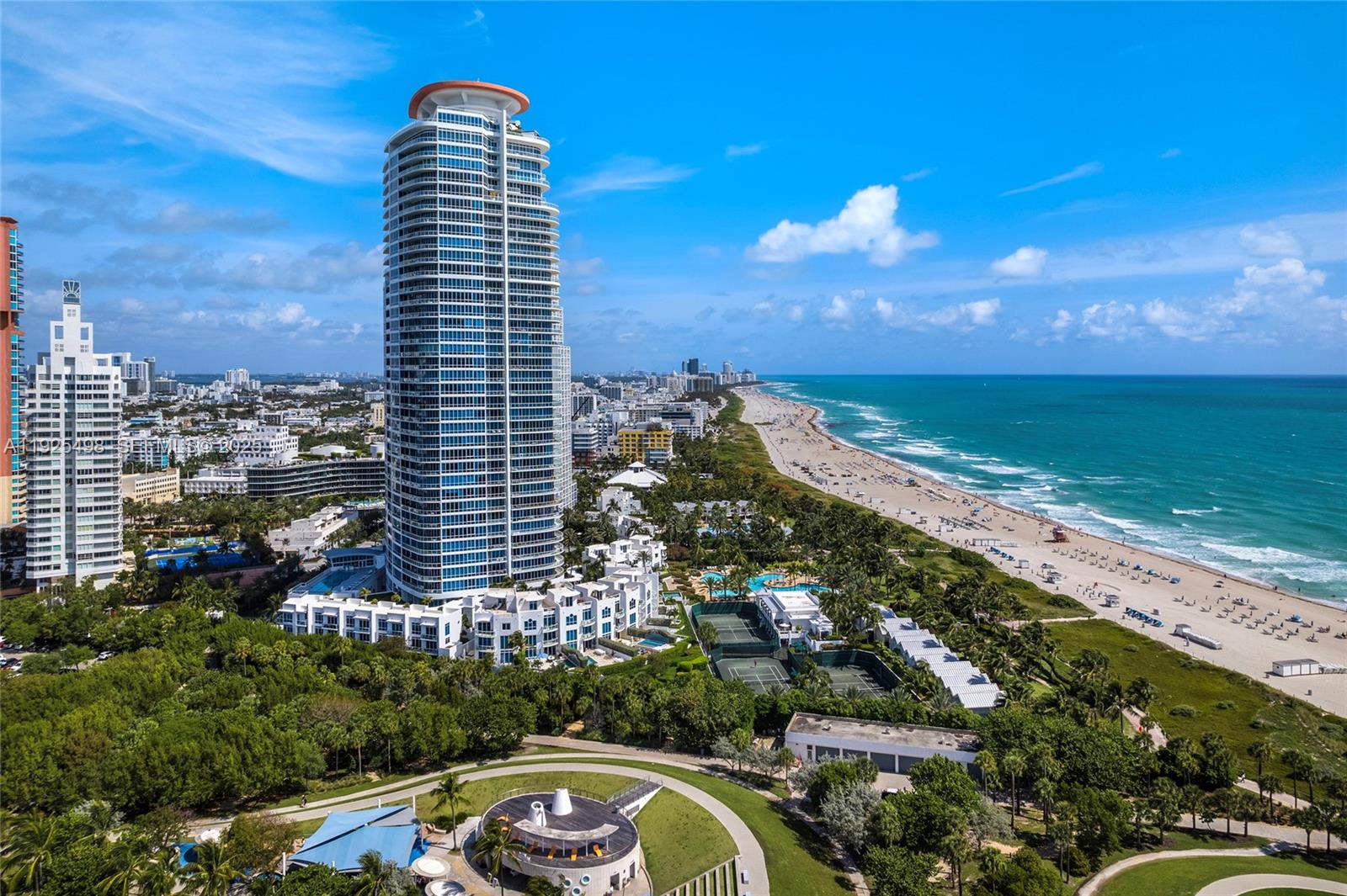 CONTINUUM ON SOUTH BEACH - Residential