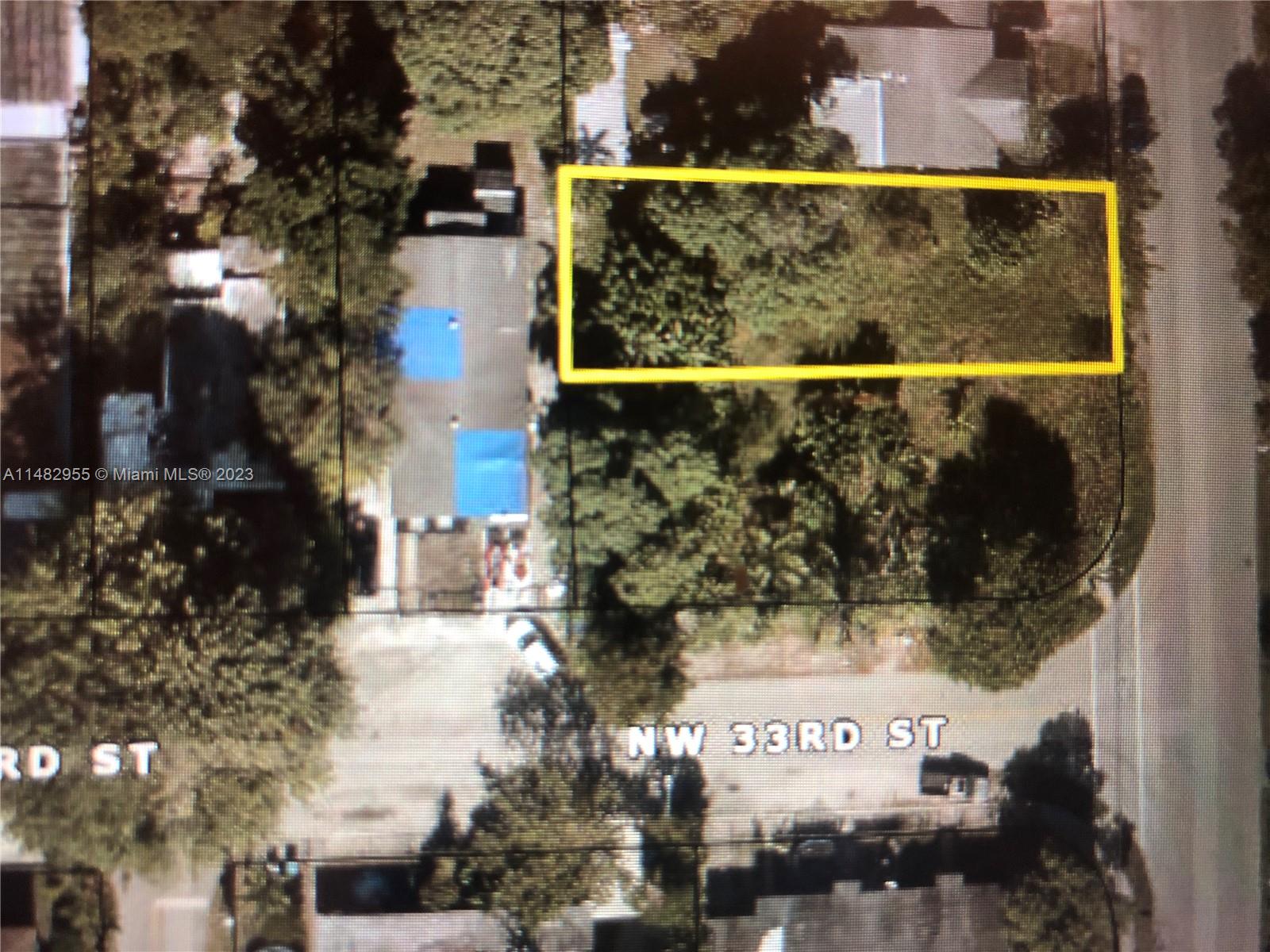 Build your dream investment property or your dream home. The adjacent corner lot is also for sale. They can be purchased together. See broker's remarks address details.