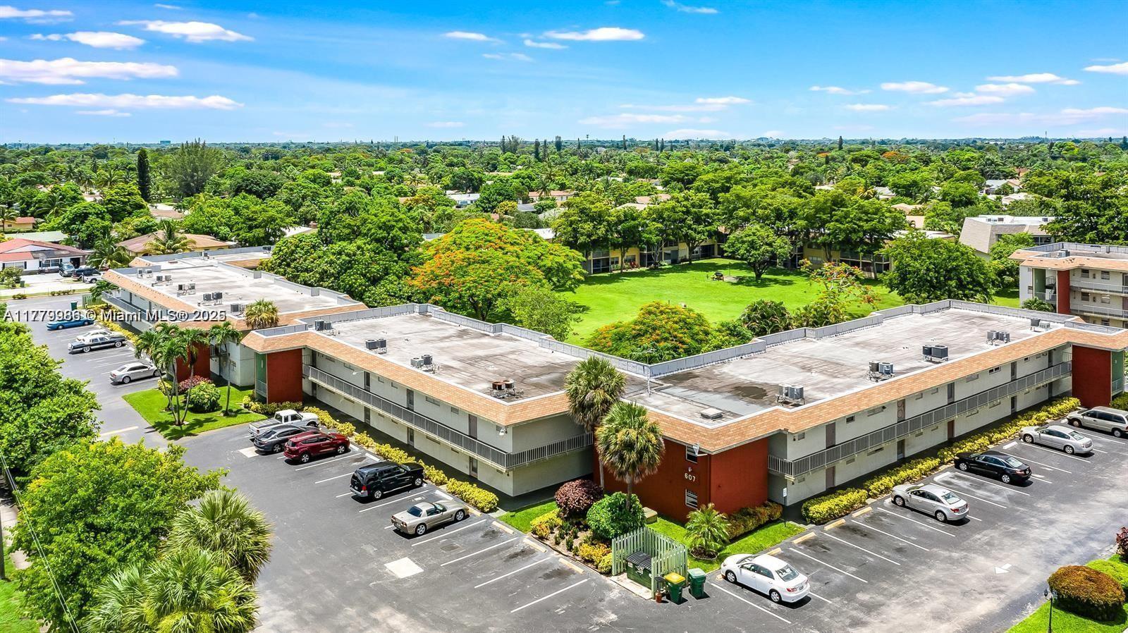 607 S State 2D, Margate, Broward County, Florida - 1 Bedrooms  
1 Bathrooms - 